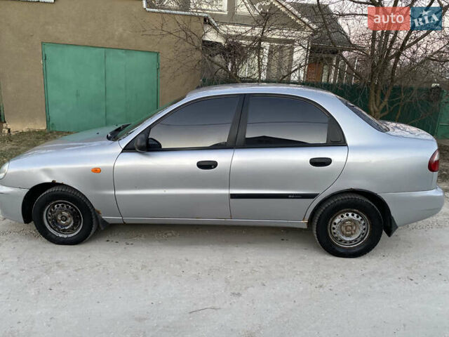 Сірий Деу Ланос, об'ємом двигуна 1.5 л та пробігом 205 тис. км за 2300 $, фото 3 на Automoto.ua