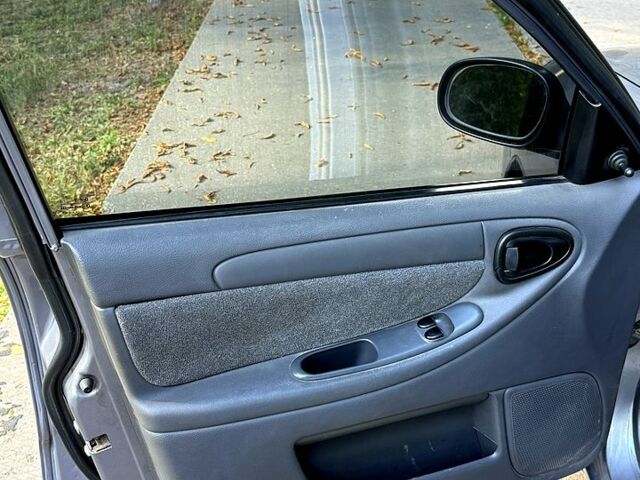 Сірий Деу Ланос, об'ємом двигуна 1.4 л та пробігом 220 тис. км за 2200 $, фото 4 на Automoto.ua