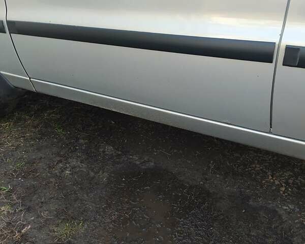 Сірий Деу Ланос, об'ємом двигуна 1.5 л та пробігом 140 тис. км за 3900 $, фото 3 на Automoto.ua