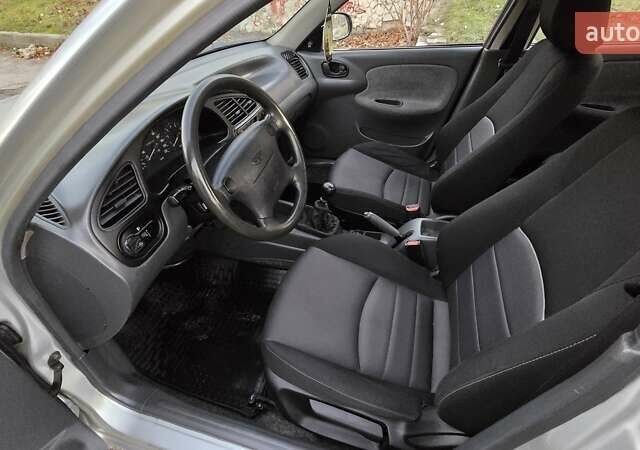 Серый Дэу Ланос, объемом двигателя 1.6 л и пробегом 240 тыс. км за 2699 $, фото 12 на Automoto.ua