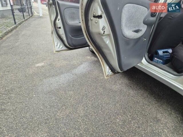 Сірий Деу Ланос, об'ємом двигуна 1.5 л та пробігом 220 тис. км за 2150 $, фото 9 на Automoto.ua