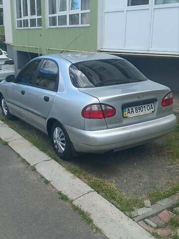 Деу Ланос 2008 у Буче на Automoto.ua Сірий Деу Ланос, об'ємом двигуна 1.39 л та пробігом 265 тис. км за 2050 $, фото 1 на Automoto.ua