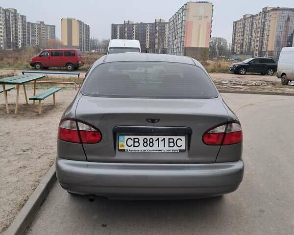 Сірий Деу Ланос, об'ємом двигуна 1.5 л та пробігом 147 тис. км за 2500 $, фото 1 на Automoto.ua