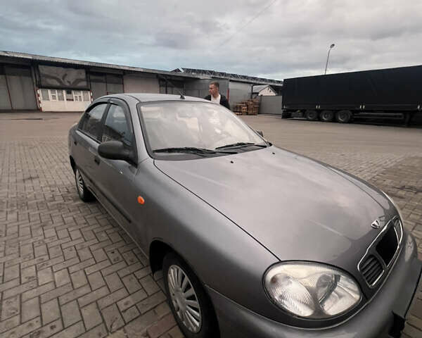 Деу Ланос 2008 у Сарнах на Automoto.ua Сірий Деу Ланос, об'ємом двигуна 1.5 л та пробігом 80 тис. км за 3050 $, фото 2 на Automoto.ua