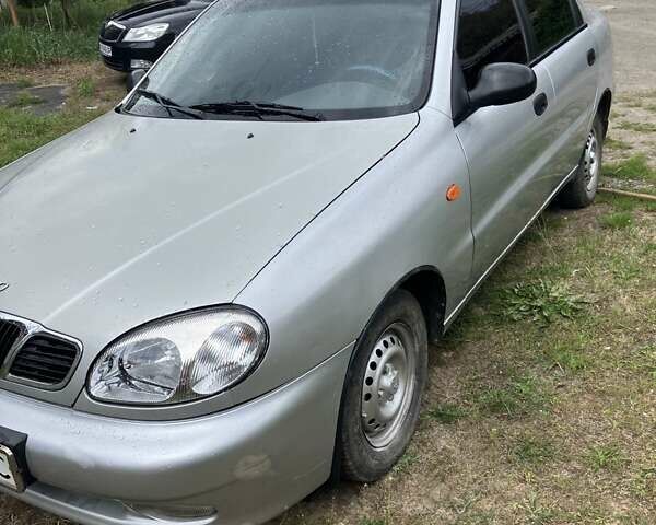 Сірий Деу Ланос, об'ємом двигуна 1.5 л та пробігом 106 тис. км за 3300 $, фото 1 на Automoto.ua