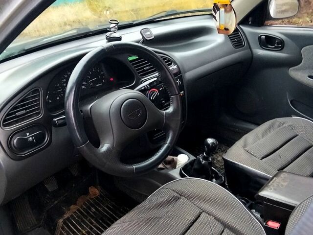 Сірий Деу Ланос, об'ємом двигуна 1.5 л та пробігом 240 тис. км за 1900 $, фото 3 на Automoto.ua