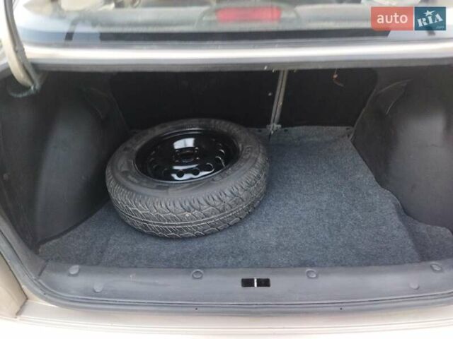 Серый Дэу Ланос, объемом двигателя 1.5 л и пробегом 240 тыс. км за 2650 $, фото 12 на Automoto.ua