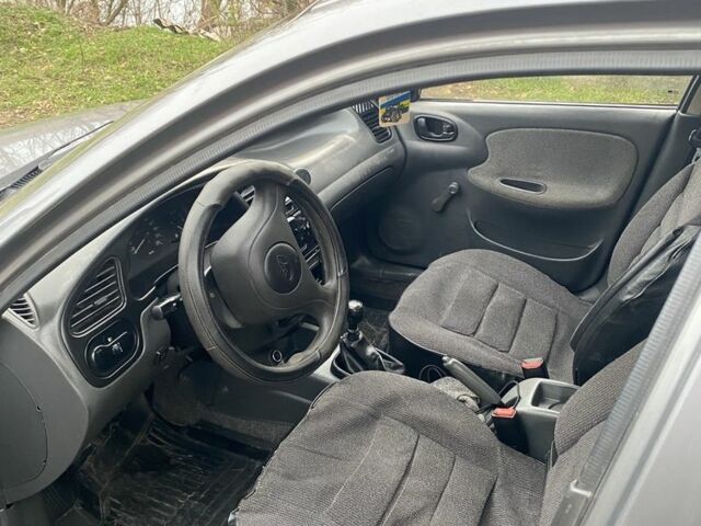 Сірий Деу Ланос, об'ємом двигуна 1.5 л та пробігом 206 тис. км за 1381 $, фото 6 на Automoto.ua