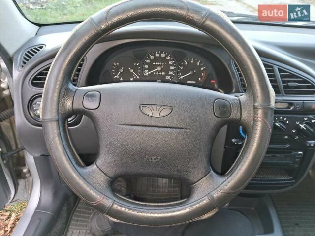 Серый Дэу Ланос, объемом двигателя 1.6 л и пробегом 119 тыс. км за 2700 $, фото 7 на Automoto.ua