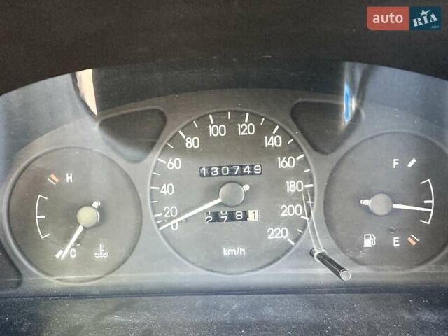 Сірий Деу Ланос, об'ємом двигуна 1.39 л та пробігом 278 тис. км за 2500 $, фото 5 на Automoto.ua