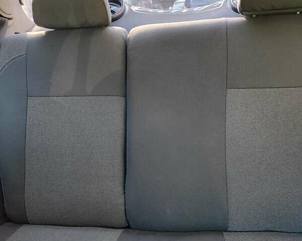 Серый Дэу Ланос, объемом двигателя 1.5 л и пробегом 260 тыс. км за 2600 $, фото 9 на Automoto.ua