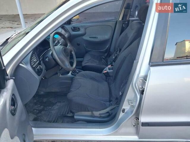Серый Дэу Ланос, объемом двигателя 1.5 л и пробегом 179 тыс. км за 2300 $, фото 13 на Automoto.ua