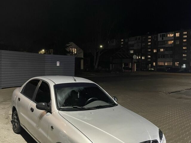 Сірий Деу Ланос, об'ємом двигуна 1.5 л та пробігом 200 тис. км за 2199 $, фото 2 на Automoto.ua