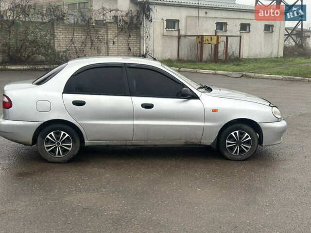 Серый Дэу Ланос, объемом двигателя 1.5 л и пробегом 170 тыс. км за 1750 $, фото 2 на Automoto.ua