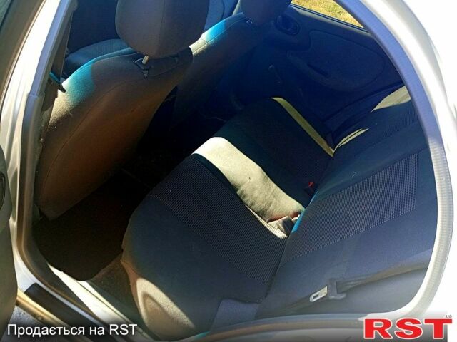 Серый Дэу Ланос, объемом двигателя 1.5 л и пробегом 108 тыс. км за 2600 $, фото 3 на Automoto.ua