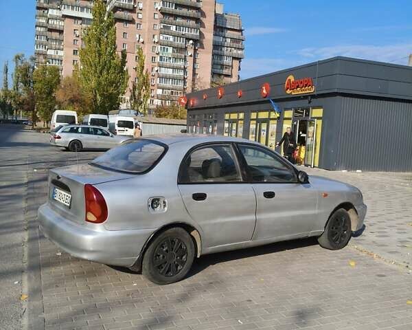 Дэу Ланос 2008 в Днепре (Днепропетровске) на Automoto.ua Серый Дэу Ланос, объемом двигателя 1.5 л и пробегом 289 тыс. км за 1500 $, фото 6 на Automoto.ua