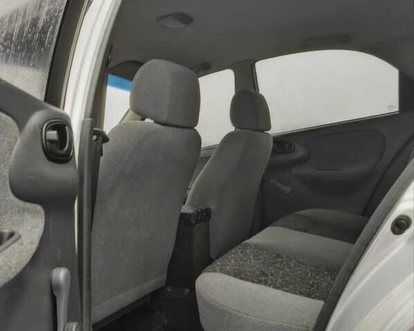 Серый Дэу Ланос, объемом двигателя 1.5 л и пробегом 200 тыс. км за 2000 $, фото 11 на Automoto.ua