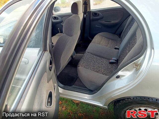 Серый Дэу Ланос, объемом двигателя 1.5 л и пробегом 240 тыс. км за 1799 $, фото 4 на Automoto.ua