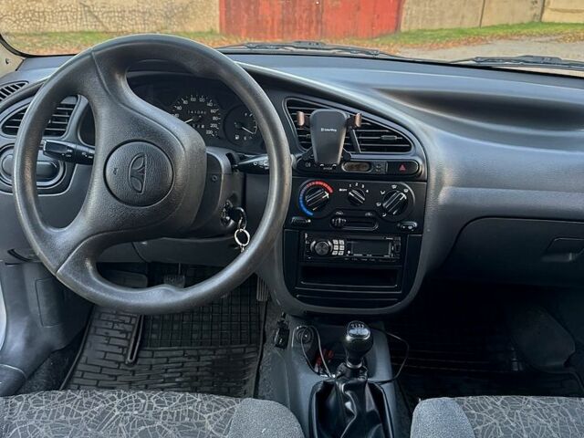 Деу Ланос 2008 у Александрие на Automoto.ua Сірий Деу Ланос, об'ємом двигуна 1.5 л та пробігом 175 тис. км за 2750 $, фото 8 на Automoto.ua