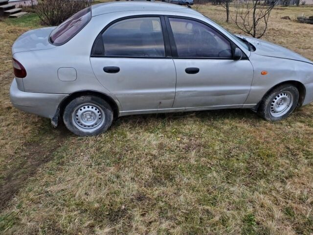 Серый Дэу Ланос, объемом двигателя 1.5 л и пробегом 350 тыс. км за 900 $, фото 2 на Automoto.ua