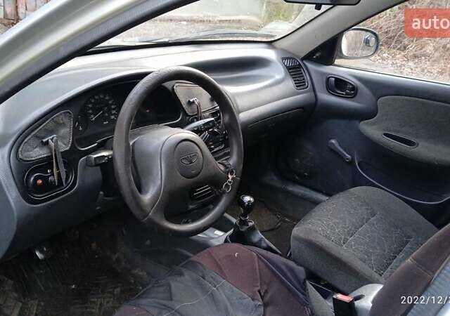 Сірий Деу Ланос, об'ємом двигуна 0 л та пробігом 240 тис. км за 1100 $, фото 5 на Automoto.ua