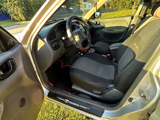 Серый Дэу Ланос, объемом двигателя 1.4 л и пробегом 163 тыс. км за 2700 $, фото 11 на Automoto.ua