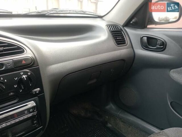 Серый Дэу Ланос, объемом двигателя 1.6 л и пробегом 152 тыс. км за 1750 $, фото 13 на Automoto.ua