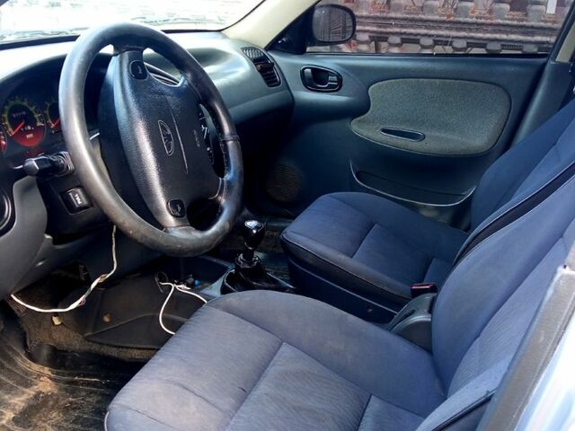 Сірий Деу Ланос, об'ємом двигуна 1.6 л та пробігом 0 тис. км за 1550 $, фото 2 на Automoto.ua