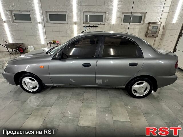 Сірий Деу Ланос, об'ємом двигуна 1.5 л та пробігом 150 тис. км за 1550 $, фото 2 на Automoto.ua