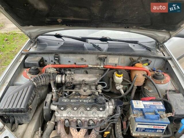 Серый Дэу Ланос, объемом двигателя 1.5 л и пробегом 250 тыс. км за 1150 $, фото 9 на Automoto.ua