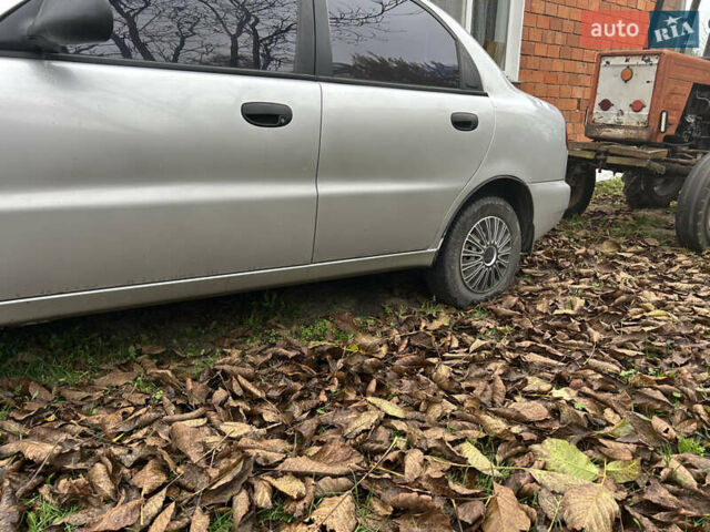 Деу Ланос 2008 у Заречном на Automoto.ua Сірий Деу Ланос, об'ємом двигуна 1.5 л та пробігом 113 тис. км за 2300 $, фото 6 на Automoto.ua