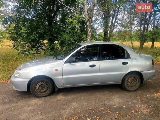 Сірий Деу Ланос, об'ємом двигуна 1.5 л та пробігом 190 тис. км за 2300 $, фото 2 на Automoto.ua
