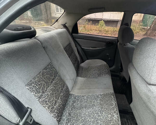 Сірий Деу Ланос, об'ємом двигуна 1.6 л та пробігом 165 тис. км за 2500 $, фото 6 на Automoto.ua