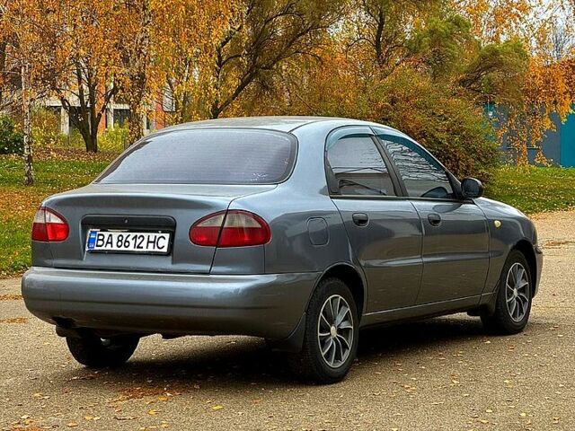 Серый Дэу Ланос, объемом двигателя 1.6 л и пробегом 250 тыс. км за 2700 $, фото 3 на Automoto.ua