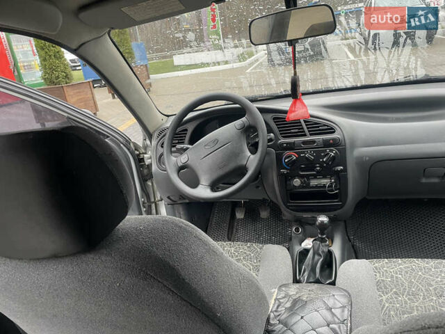 Сірий Деу Ланос, об'ємом двигуна 1.6 л та пробігом 139 тис. км за 3100 $, фото 6 на Automoto.ua