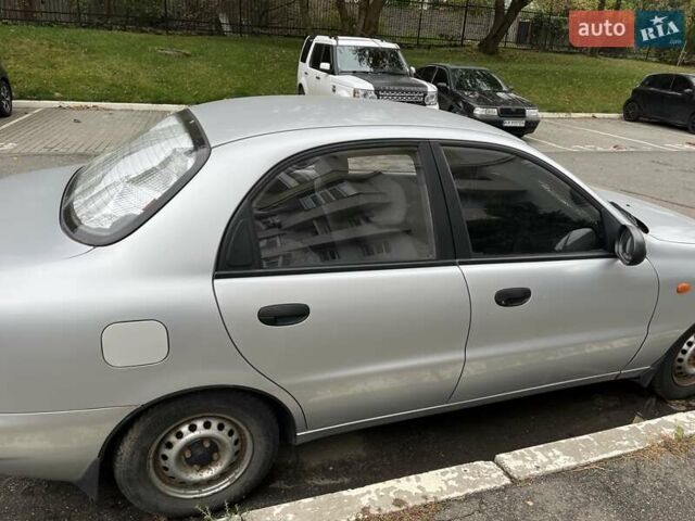 Сірий Деу Ланос, об'ємом двигуна 1.6 л та пробігом 92 тис. км за 3200 $, фото 4 на Automoto.ua