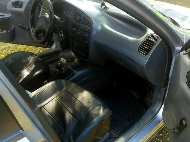 Сірий Деу Ланос, об'ємом двигуна 1.5 л та пробігом 165 тис. км за 3000 $, фото 7 на Automoto.ua