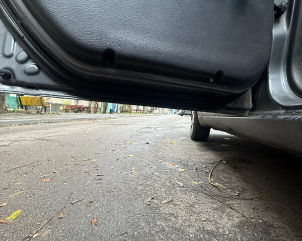 Сірий Деу Ланос, об'ємом двигуна 1.6 л та пробігом 165 тис. км за 2500 $, фото 15 на Automoto.ua