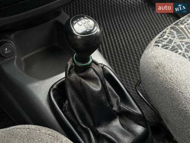 Серый Дэу Ланос, объемом двигателя 1.5 л и пробегом 144 тыс. км за 2800 $, фото 21 на Automoto.ua