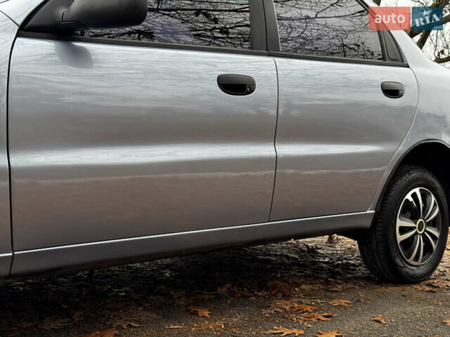 Сірий Деу Ланос, об'ємом двигуна 1.5 л та пробігом 144 тис. км за 2750 $, фото 5 на Automoto.ua