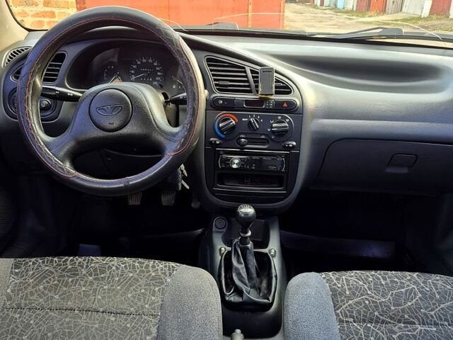 Сірий Деу Ланос, об'ємом двигуна 1.5 л та пробігом 174 тис. км за 2700 $, фото 8 на Automoto.ua