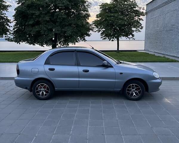 Деу Ланос 2010 у Светловдске на Automoto.ua Сірий Деу Ланос, об'ємом двигуна 1.5 л та пробігом 138 тис. км за 3700 $, фото 2 на Automoto.ua