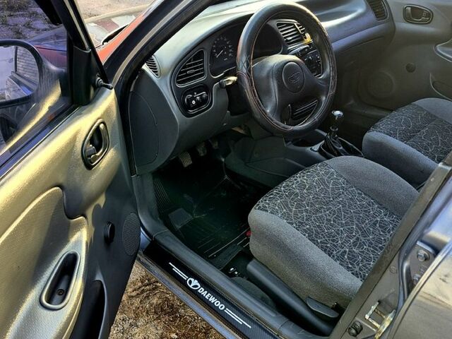 Сірий Деу Ланос, об'ємом двигуна 1.5 л та пробігом 174 тис. км за 2700 $, фото 6 на Automoto.ua