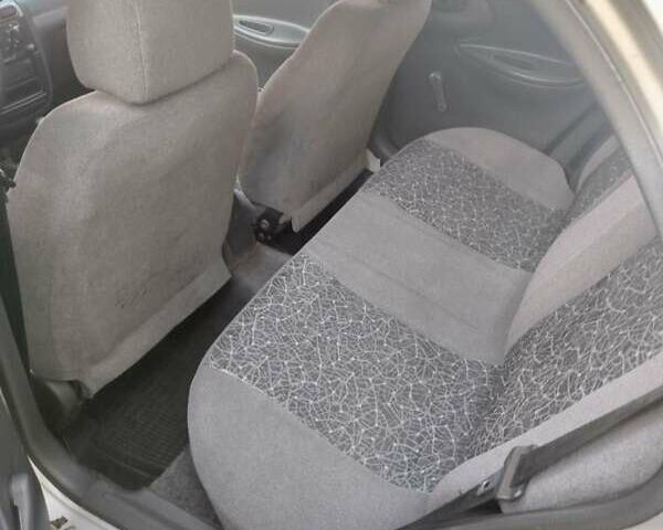 Деу Ланос 2010 у Харкові на Automoto.ua Сірий Деу Ланос, об'ємом двигуна 1.5 л та пробігом 159 тис. км за 2500 $, фото 2 на Automoto.ua