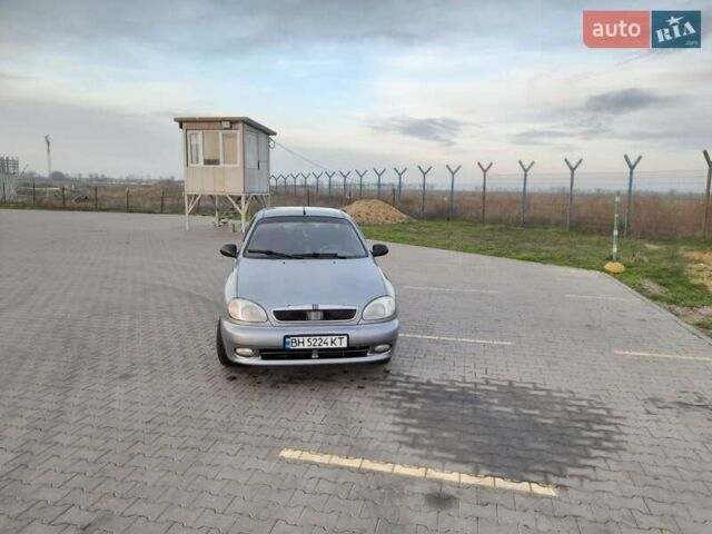 Серый Дэу Ланос, объемом двигателя 1.6 л и пробегом 238 тыс. км за 2900 $, фото 1 на Automoto.ua
