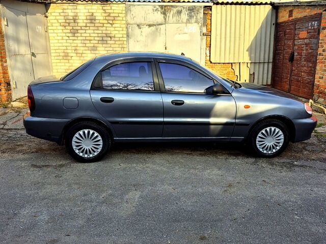 Сірий Деу Ланос, об'ємом двигуна 1.5 л та пробігом 174 тис. км за 2700 $, фото 2 на Automoto.ua