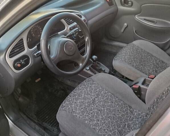 Деу Ланос 2010 у Харкові на Automoto.ua Сірий Деу Ланос, об'ємом двигуна 1.5 л та пробігом 159 тис. км за 2500 $, фото 5 на Automoto.ua