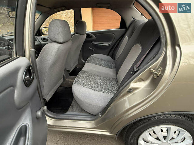 Серый Дэу Ланос, объемом двигателя 1.5 л и пробегом 201 тыс. км за 2650 $, фото 12 на Automoto.ua