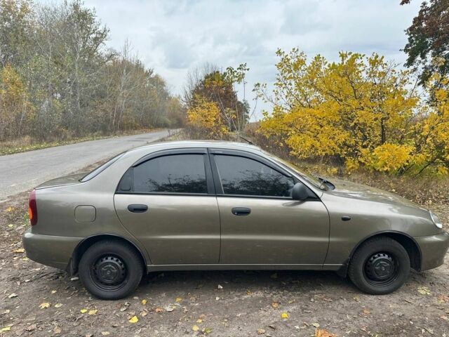 Сірий Деу Ланос, об'ємом двигуна 1.5 л та пробігом 110 тис. км за 3550 $, фото 3 на Automoto.ua