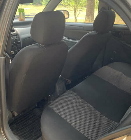 Серый Дэу Ланос, объемом двигателя 1.5 л и пробегом 200 тыс. км за 2700 $, фото 5 на Automoto.ua